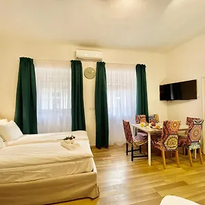 Apartman B20, Budapest