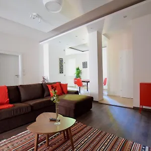 Apartman Standard By Hi5 - Close To Buda Castle, Budapest