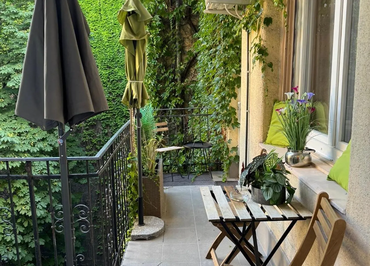 Suzannah Apartment By The Danube Budapest 0*,