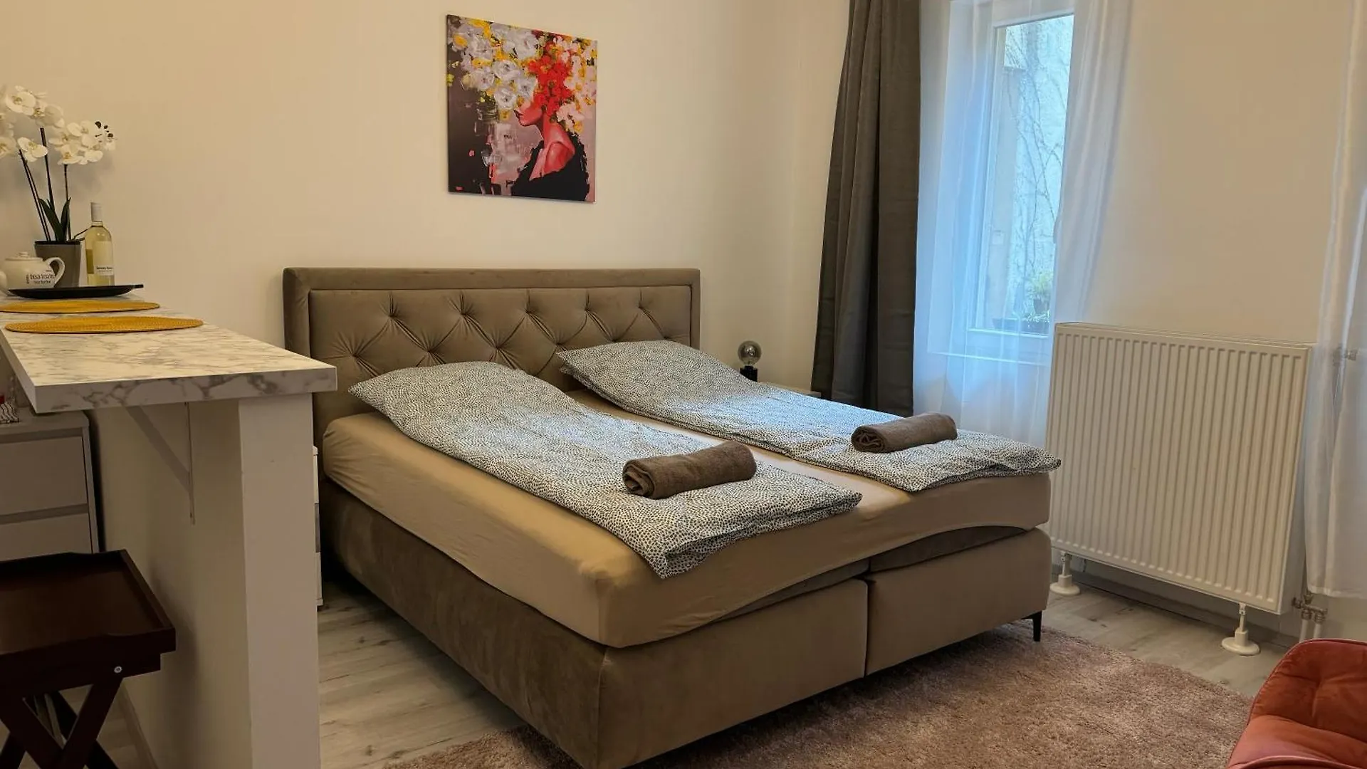 Suzannah Apartment By The Danube Budapest