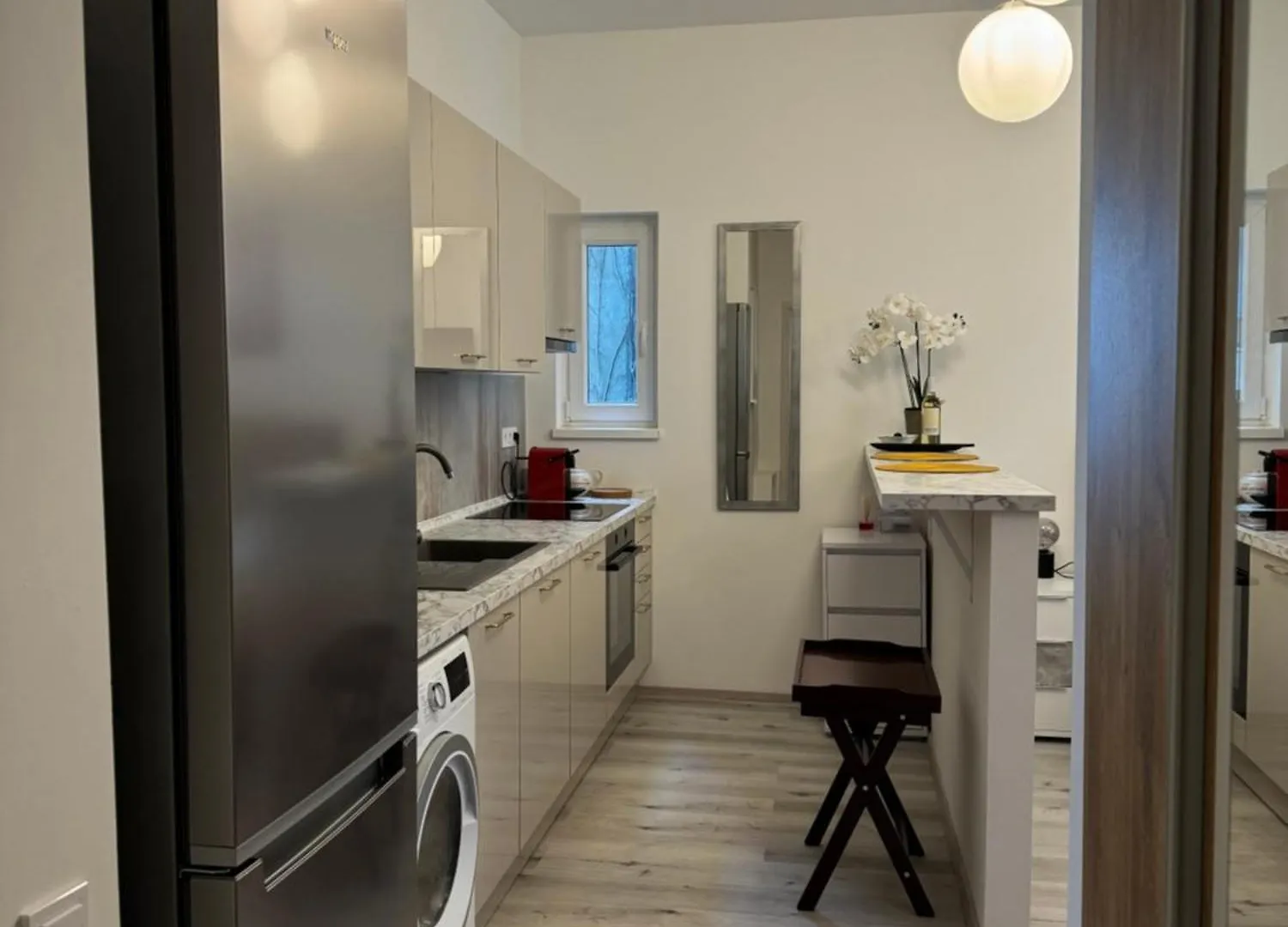 Suzannah Apartment By The Danube Budapest